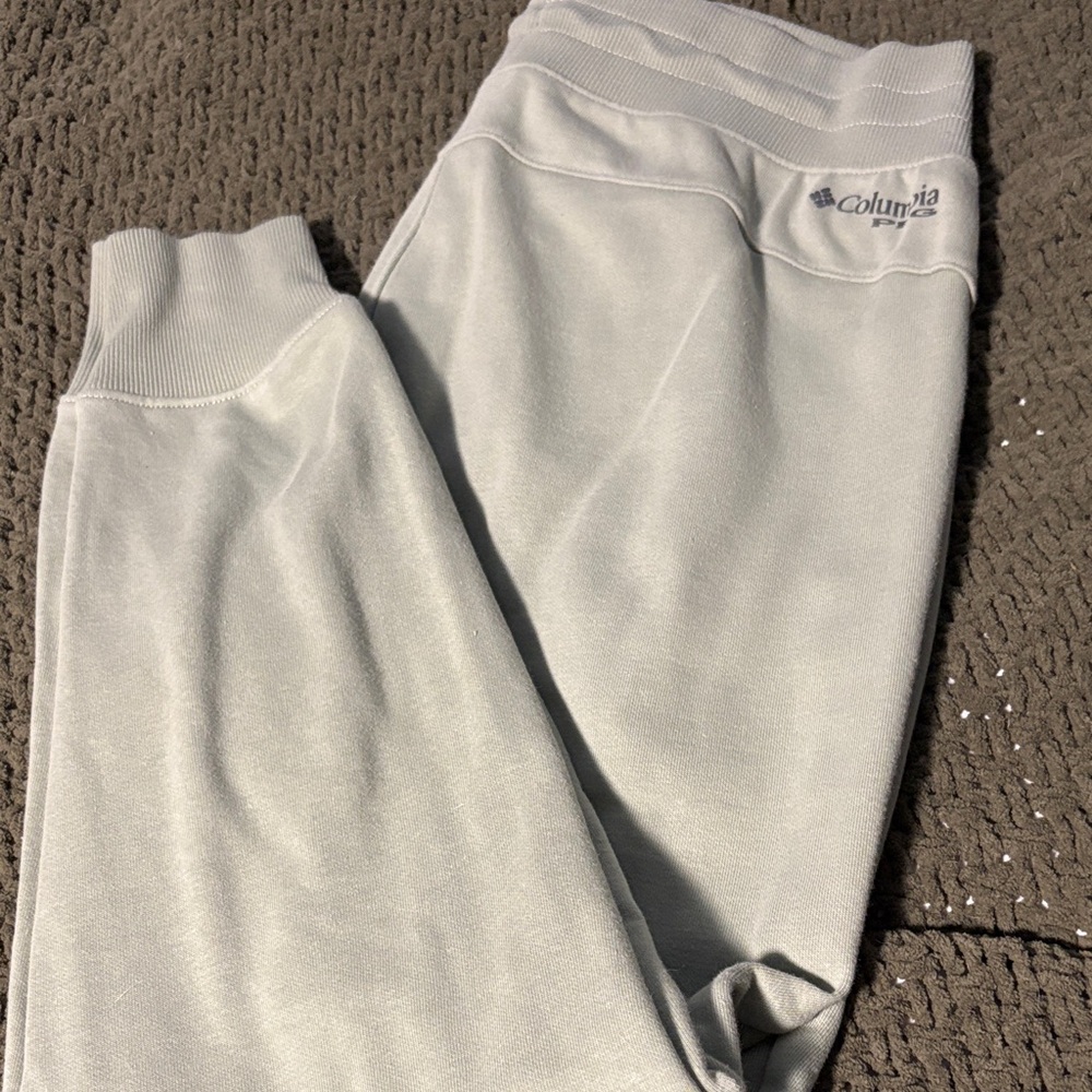 Women’s Columbia jogging pants